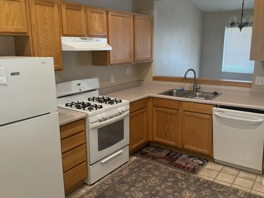 1280 E Midvalley Rd, Enoch, UT 84021 - #3