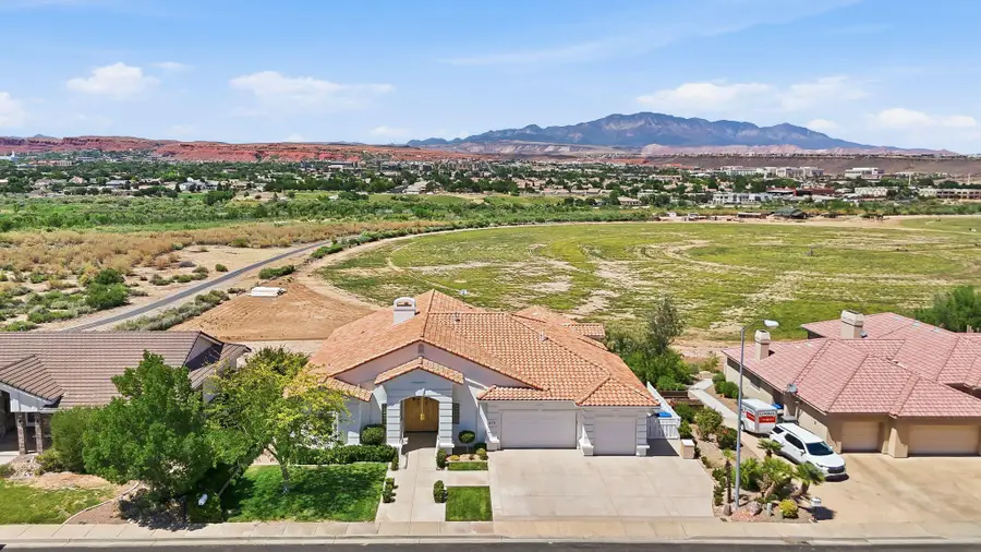 975 E Lizzie Ln, Saint George, UT 84790 - #2