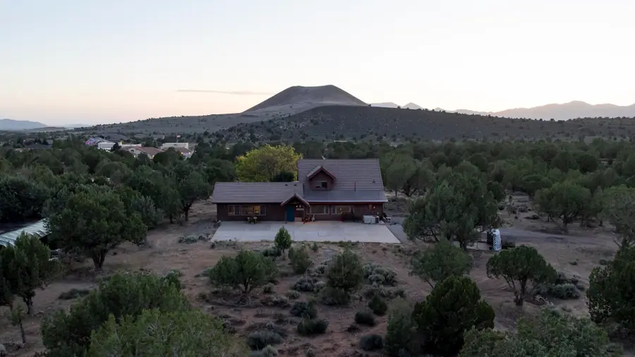 1688 Dammeron Valley Ranch Rd, Dammeron Valley, UT 84783 - #3