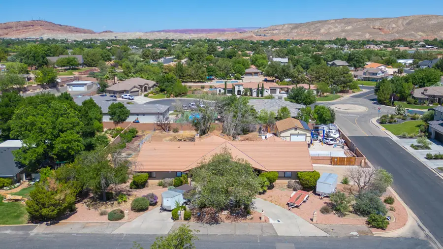 3675 S Lupin Way, Saint George, UT 84790 - #3