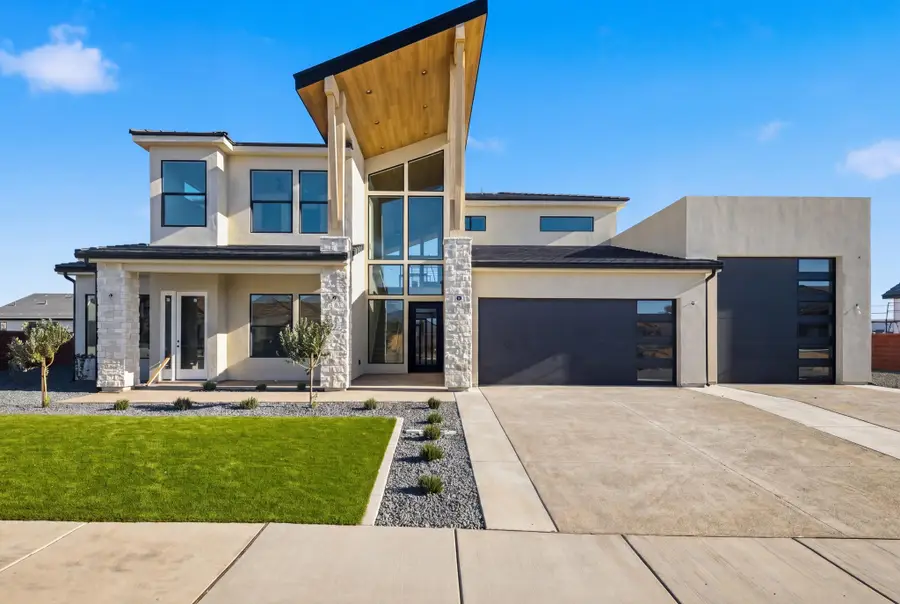 3011 E Rimrunner Dr, Saint George, UT 84790 - #2