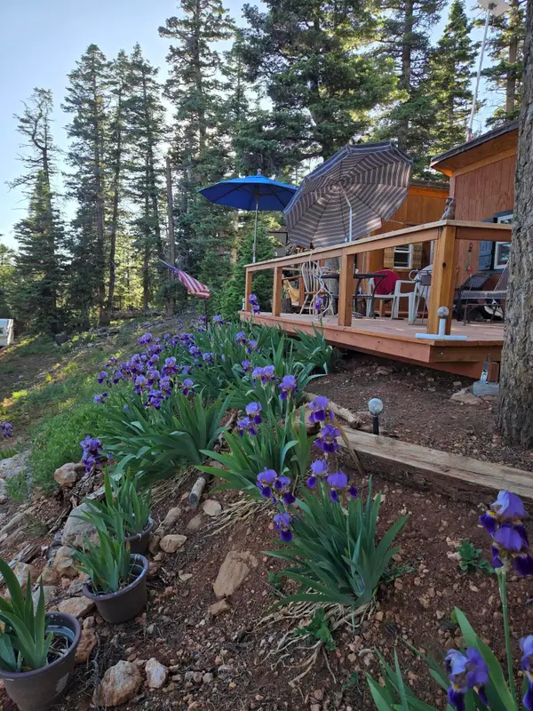 5680 W Berry Lp, Duck Creek, UT 84762