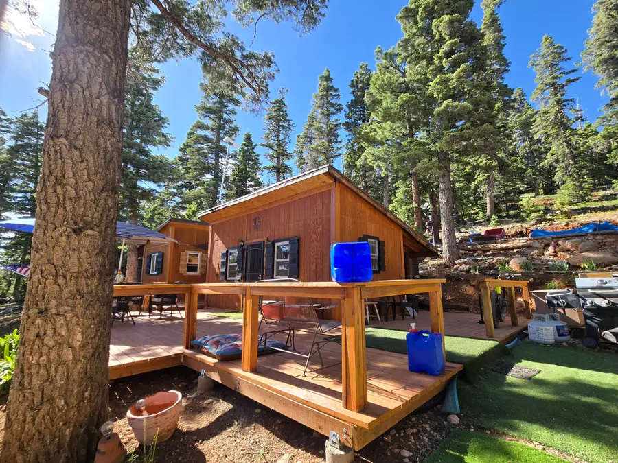5680 W Berry Lp, Duck Creek Village, UT 84762 - #3