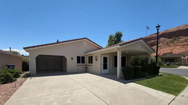 1050 W Red Hills #89, Washington, UT 84780
