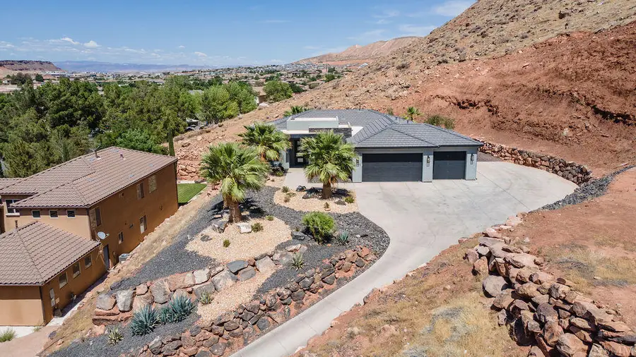 2095 S Franklin Dr, Washington, UT 84780 - #3