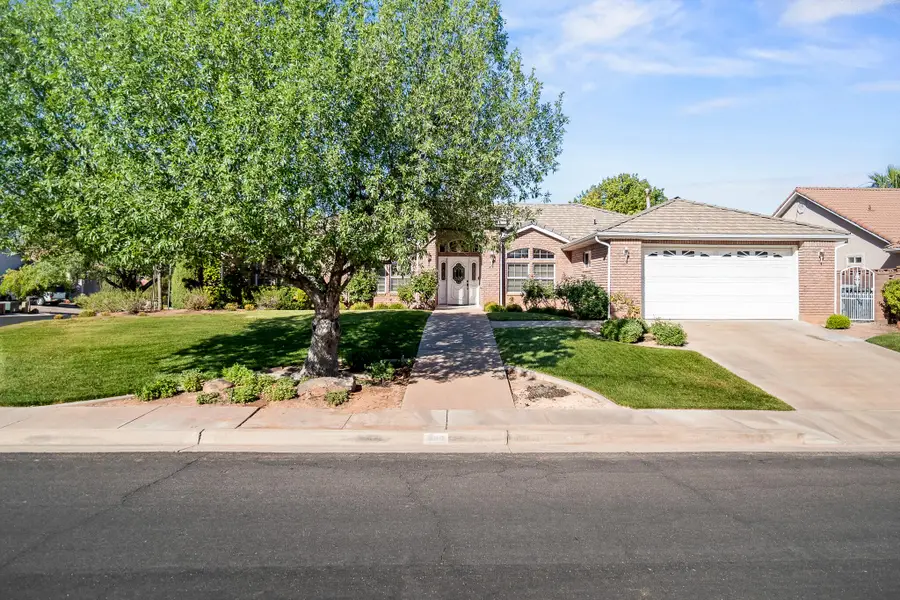 802 N Dusk Dr, Saint George, UT 84770 - #2