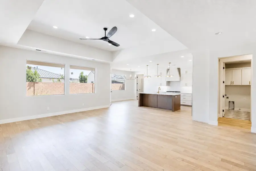 37 E Antone Way, Washington, UT 84780 - #2