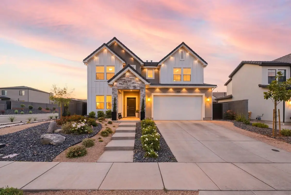 1556 S Star Springs Dr, Washington, UT 84780 - #1