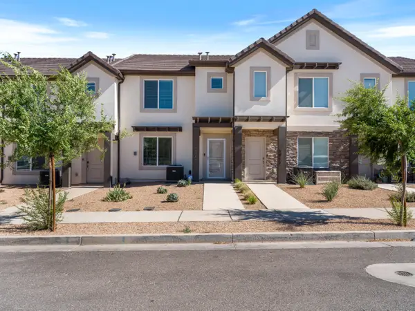 3361 E Elkhorn Ln, Washington, UT 84780