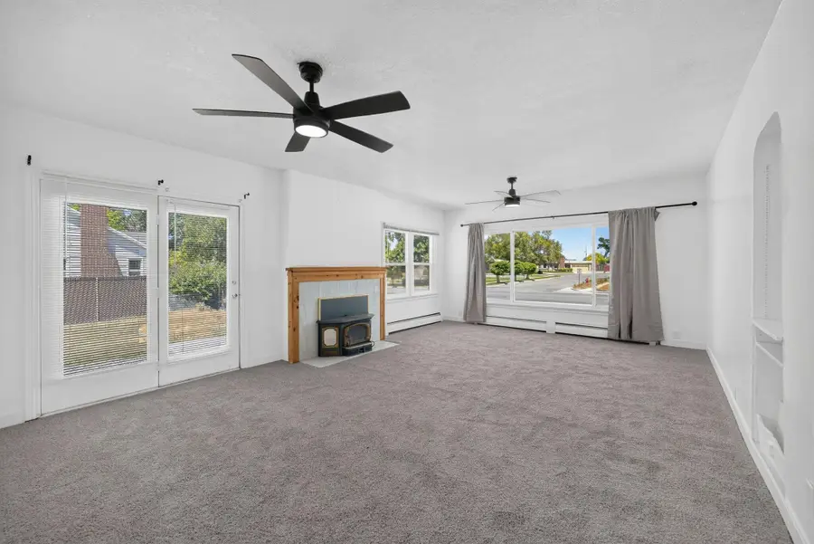 220 E Greenwood Ave, Midvale, UT 84047 - #2