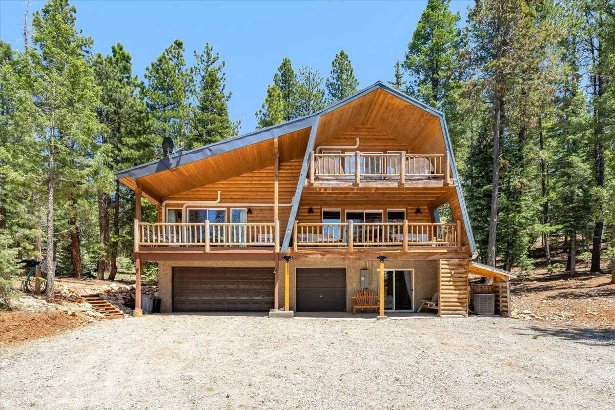 570 N Skyline Cir, Duck Creek Village, UT 84762 - #1