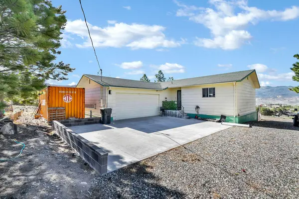 230 N 300, Bicknell, UT 84715
