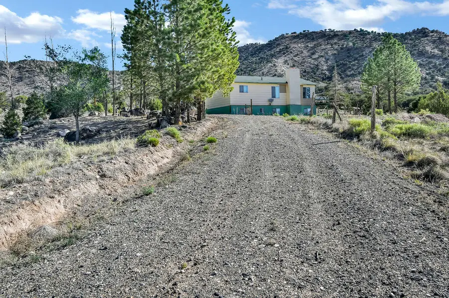 230 N 300, Bicknell, UT 84715 - #2