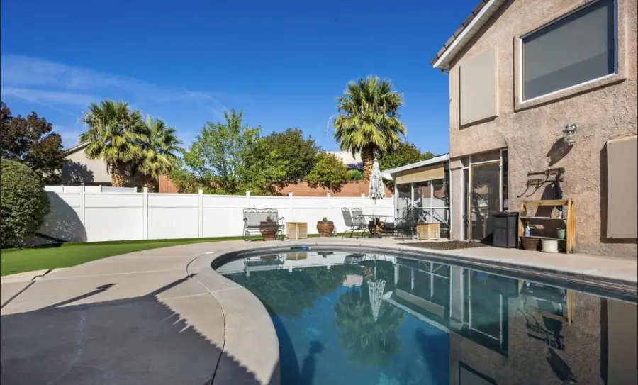 2201 S San Carlos Ct, Saint George, UT 84790 - #2