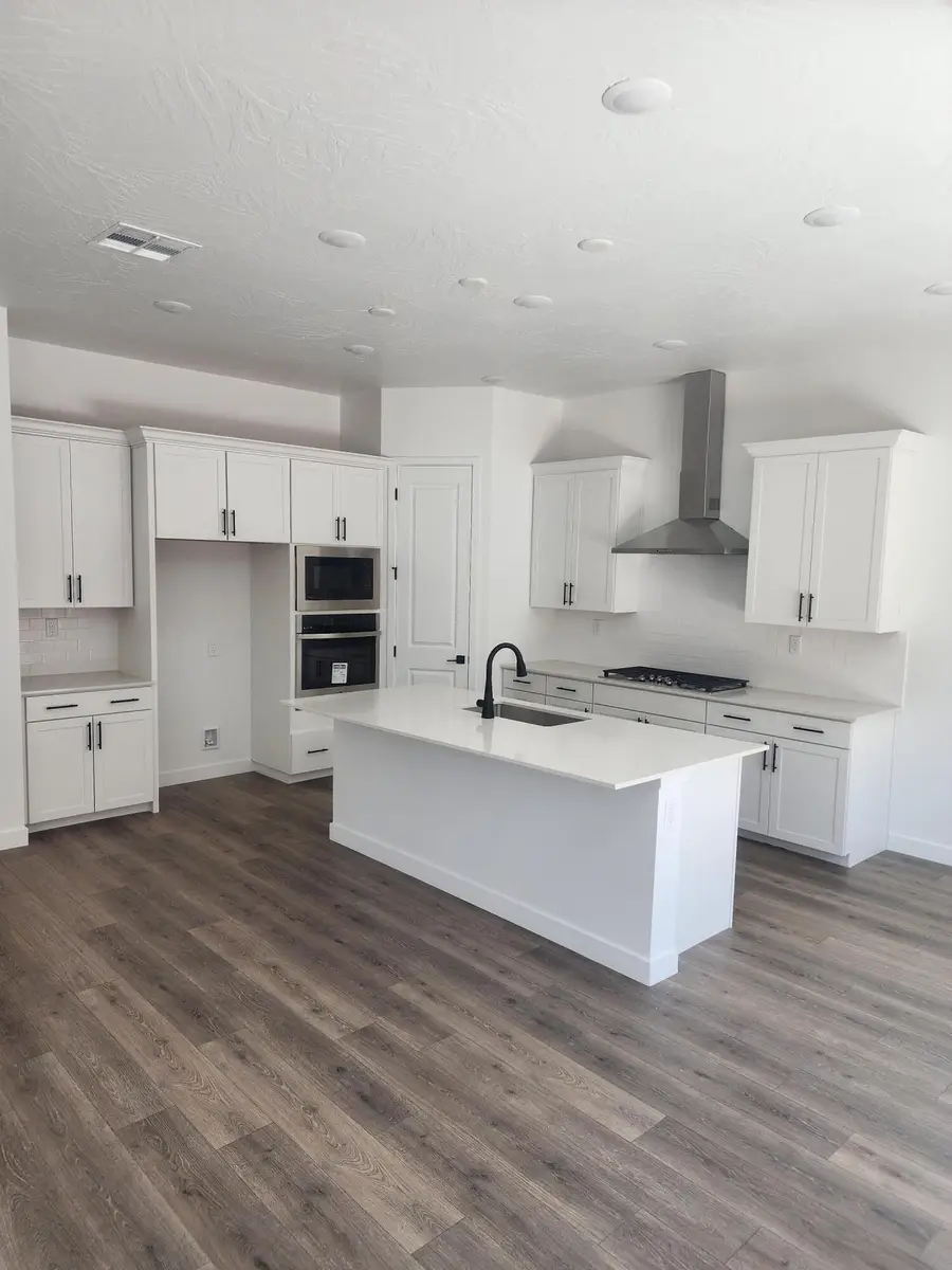 660 S 230 #lot 20, Ivins, UT 84738 - #2
