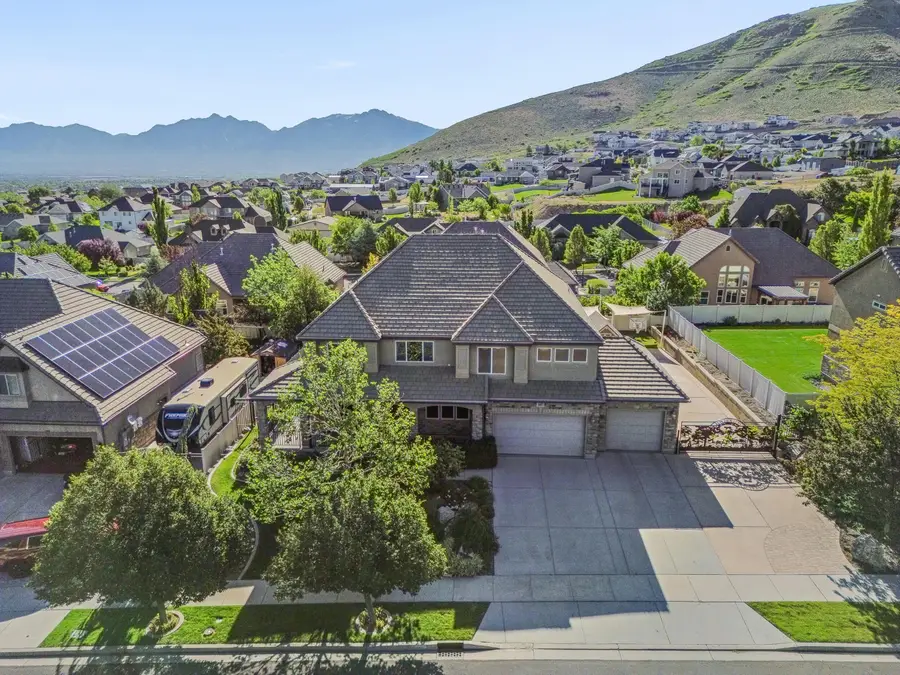14497 S Fox Creek Dr Dr, Herriman, UT 84096 - #2