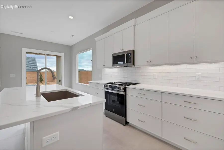 992 W Frank Ave, Toquerville, UT 84774 - #3