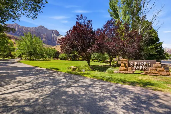 101 Gifford Park Dr, Springdale, UT 84767