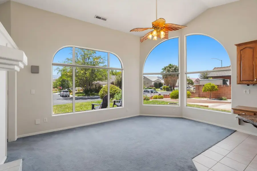 656 N Northstar Dr, Saint George, UT 84770 - #2