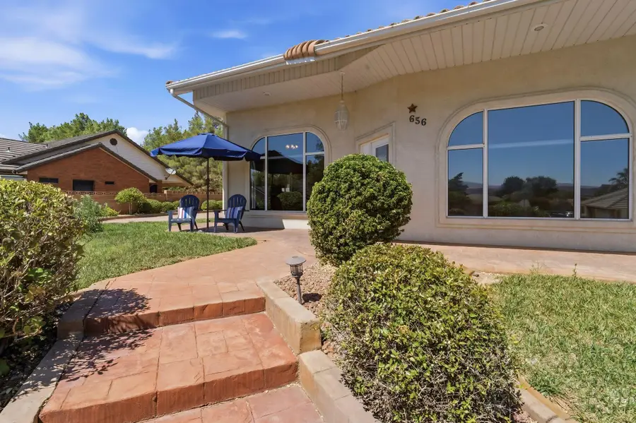 656 N Northstar Dr, Saint George, UT 84770 - #3