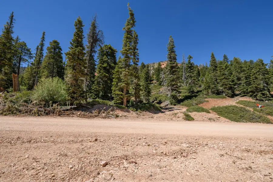 5150 W North Fork Rd, Duck Creek Village, UT 84762 - #3