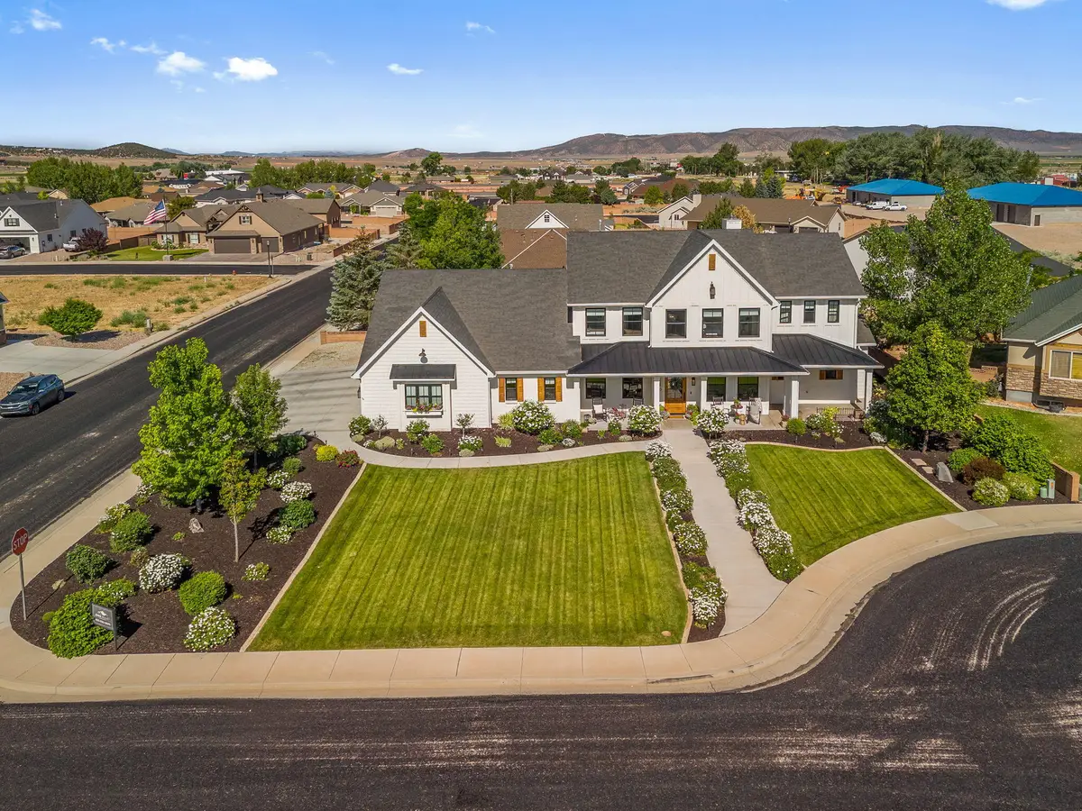 270 S 1025, Parowan, UT 84761 - #1
