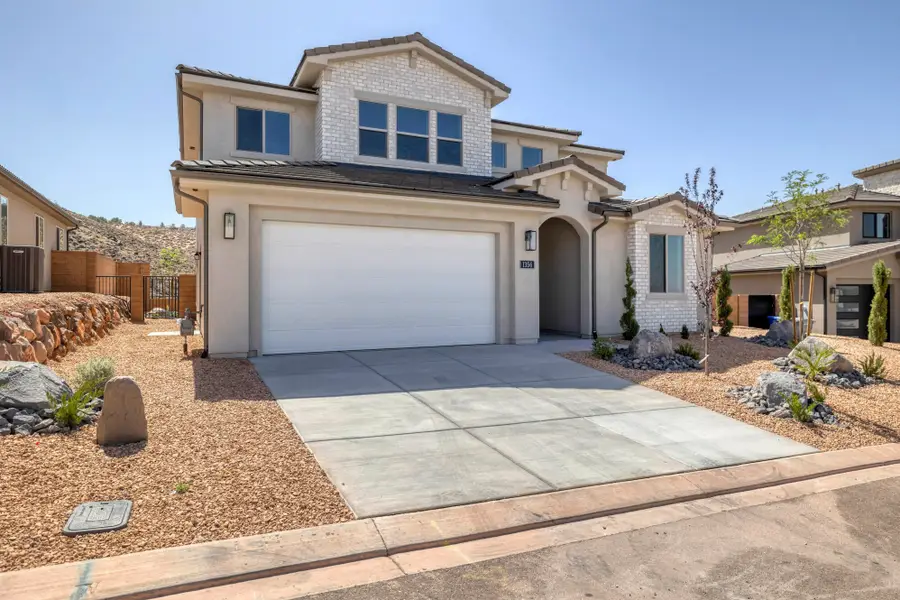 1356 N Rustico Dr, Washington, UT 84780 - #2