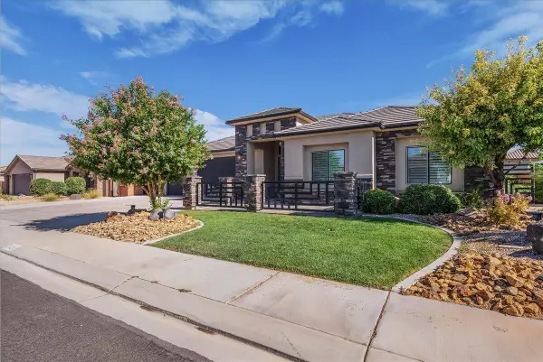 3426 W 2570, Hurricane, UT 84737
