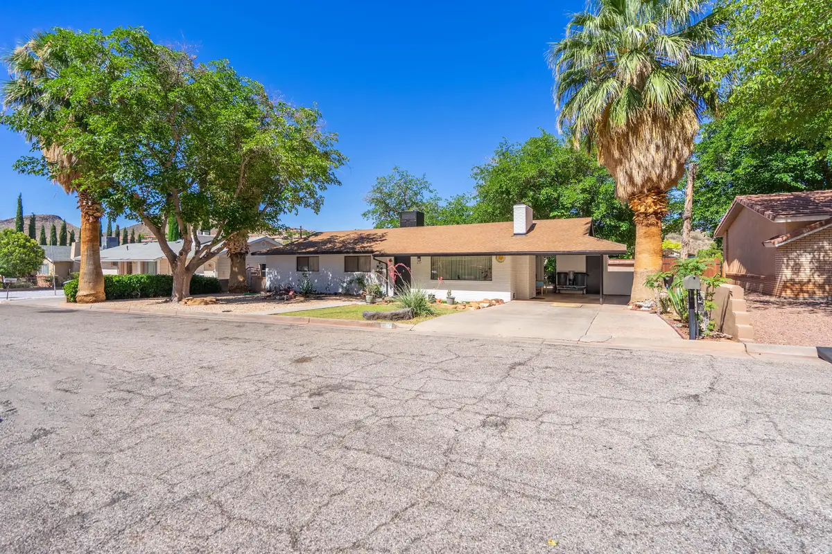 857 N 630, Saint George, UT 84770 - #1