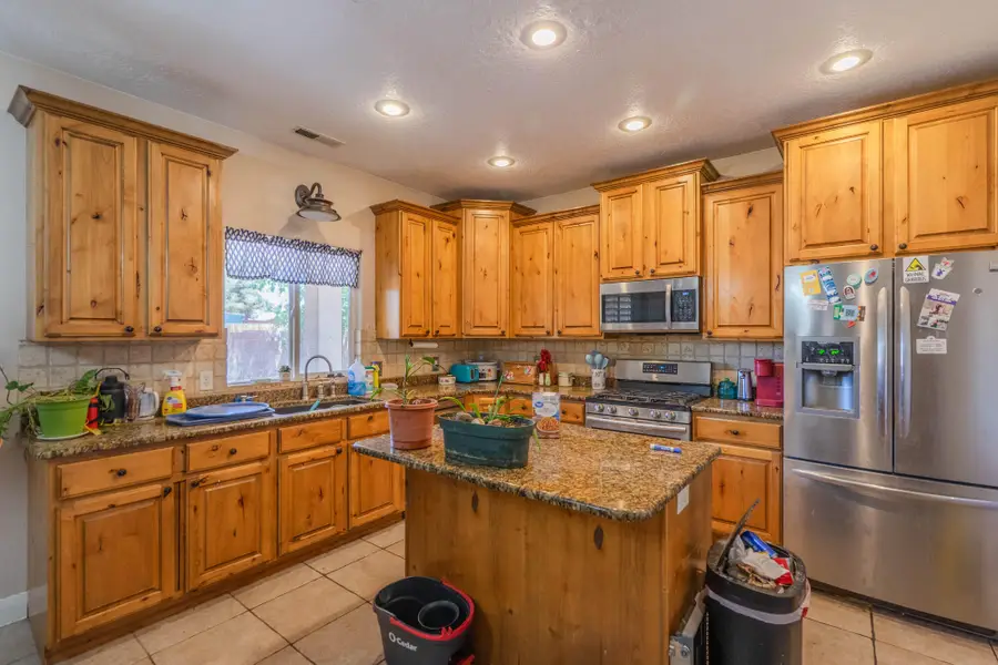 2323 E 440 North Cir, Saint George, UT 84790 - #3