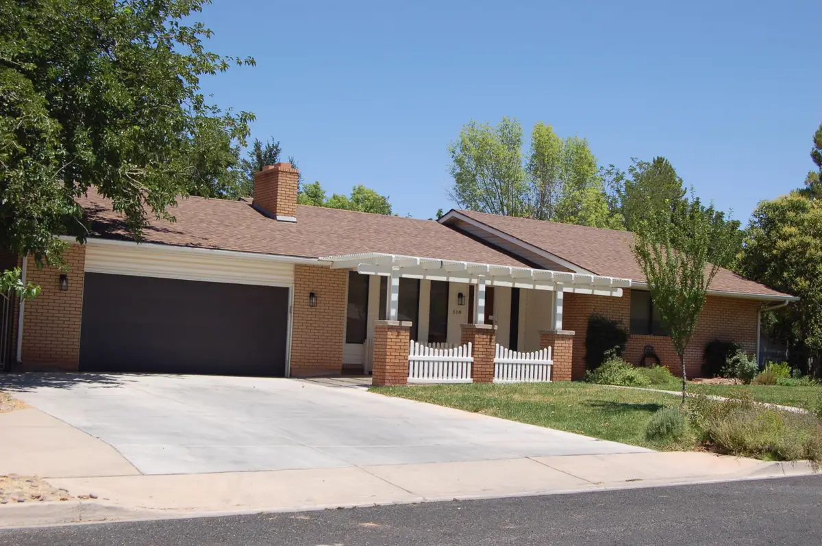 518 Los Alamitos Dr, Saint George, UT 84790 - #1