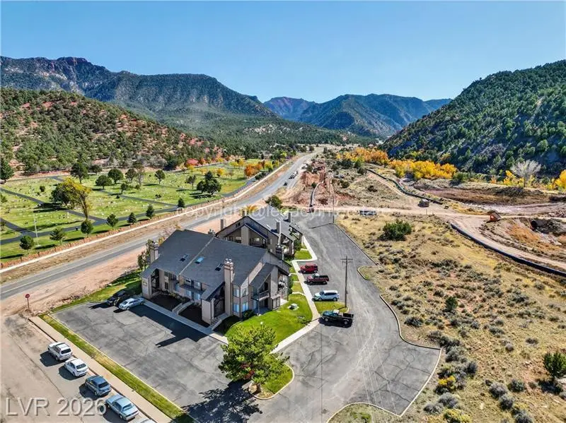 390 E 300 South St #1B, 3B, 6B, 9B, Parowan, UT 84761 - #3
