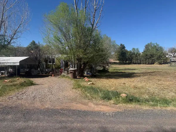 760 W Navajo Dr, Kanab, UT 84741