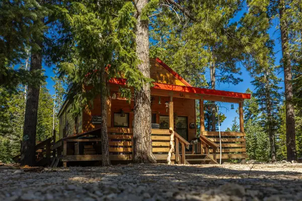 305 E Quaking Aspen Dr, Duck Creek, UT 84762