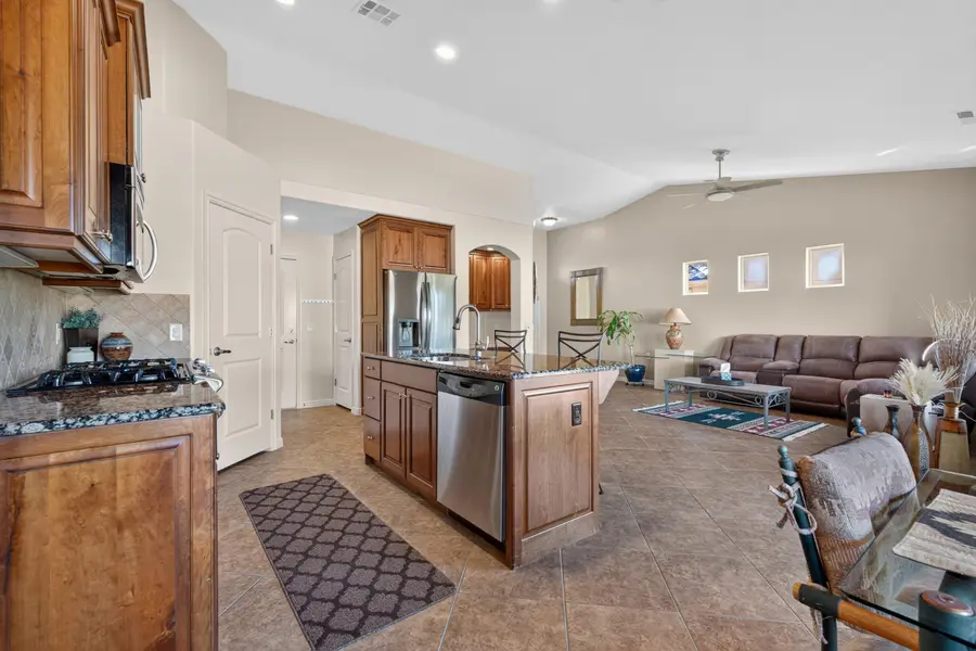 4751 S High Park Dr, Saint George, UT 84790 - #3