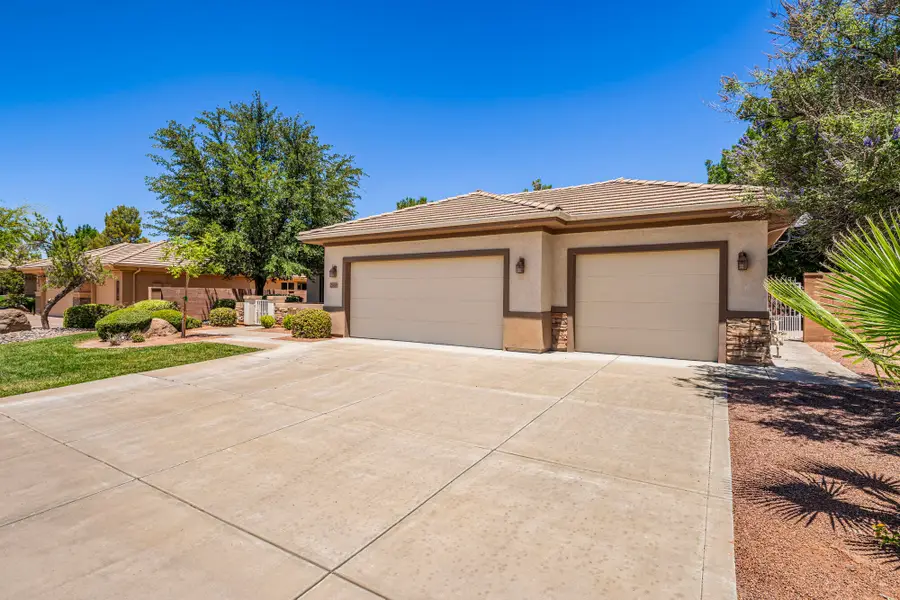 2166 W 1010, Saint George, UT 84770 - #3