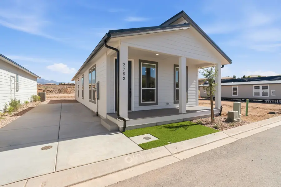2752 Crest View Ln, Hurricane, UT 84737 - #3