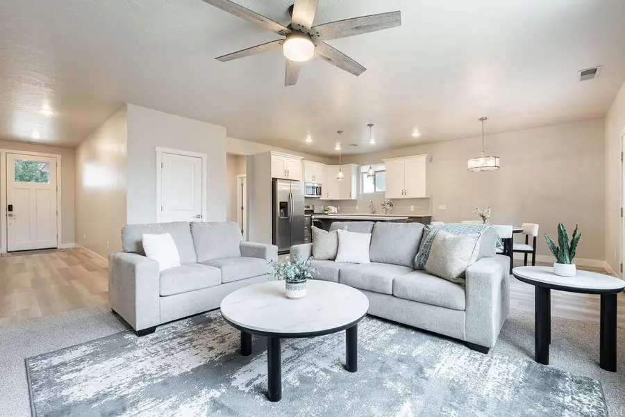 1576 E Evergreen Dr, Saint George, UT 84790 - #3