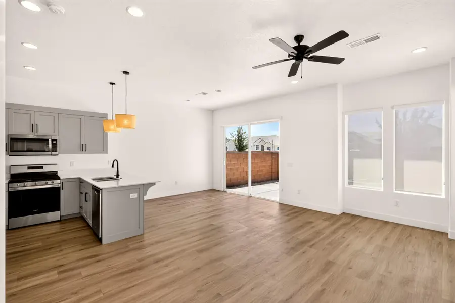 2698 E Rain Tree St, Saint George, UT 84790 - #3