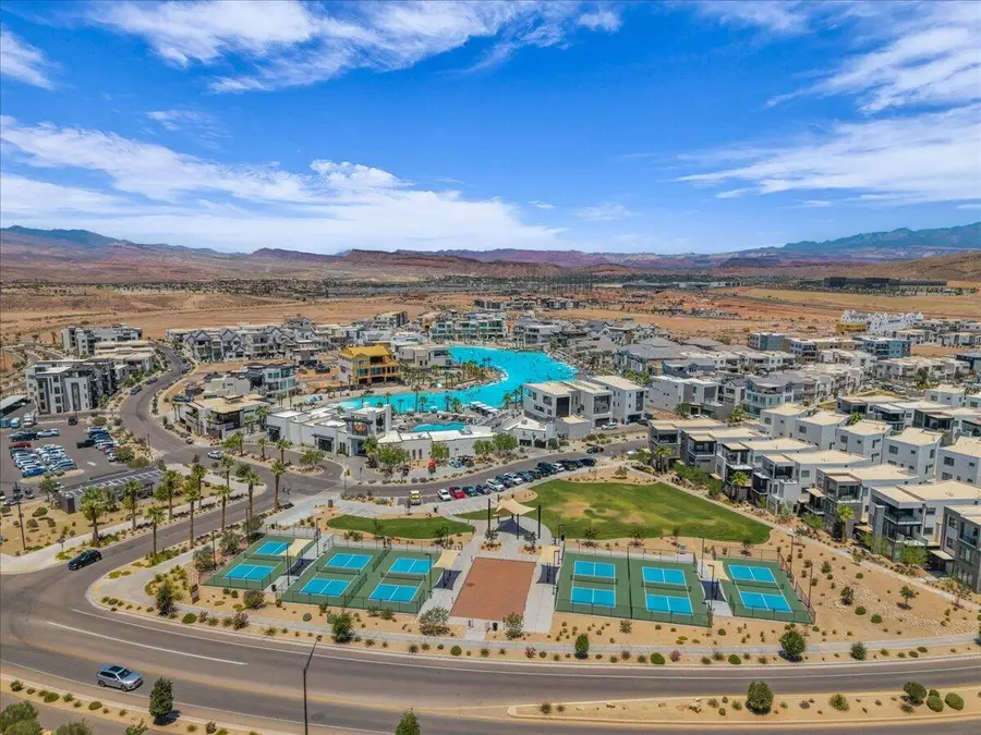 5801 S Garnet Dr #2-301, Saint George, UT 84790 - #3