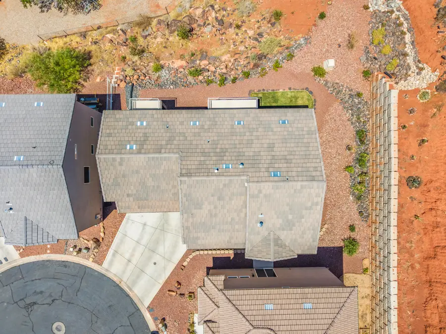 438 N Stone Mountain Dr #16, Saint George, UT 84770 - #2