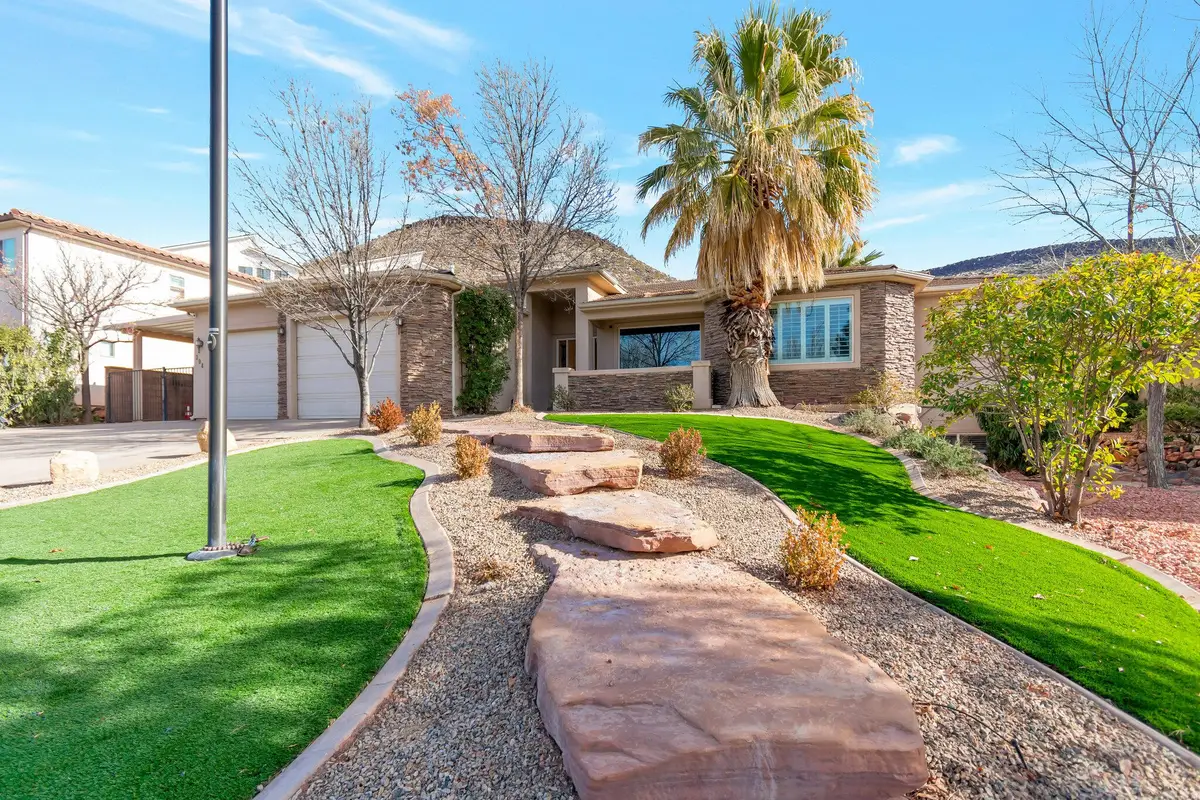 304 N Stone Mountain Dr, Saint George, UT 84770 - #1