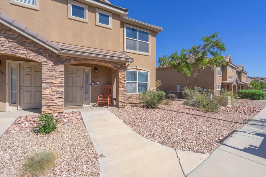 3155 S Hidden Valley Dr #216, Saint George, UT 84790 - #2