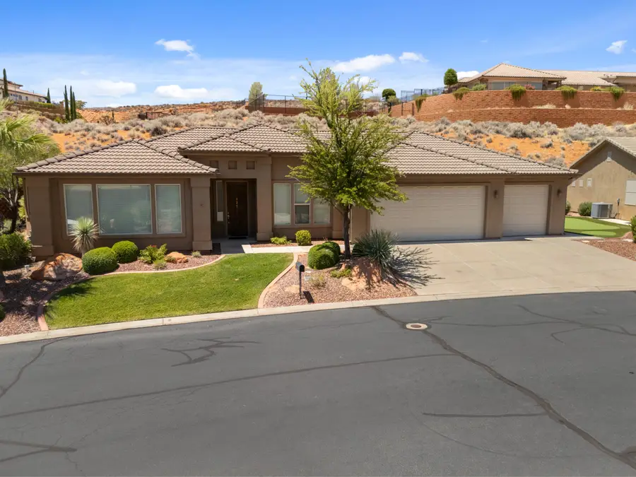 627 N Red Butte Dr, Washington, UT 84780 - #2