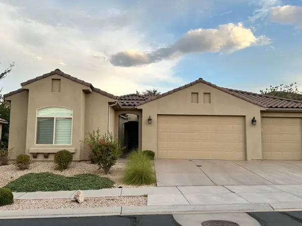 1561 W Garnet Ridge Dr, St George, UT 84790