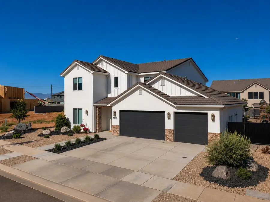 1942 S Old Stone, Washington, UT 84780 - #2