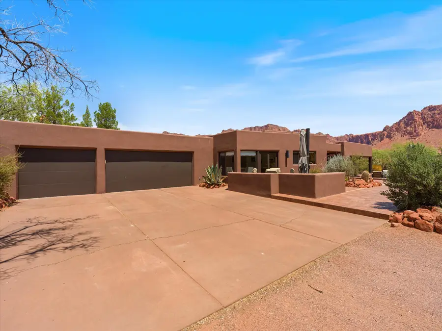 1115 N Kayenta Parkway, Ivins, UT 84738 - #2