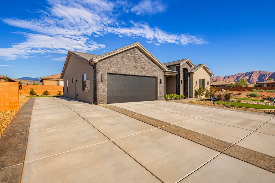 525 S Serenity Cir, Ivins, UT 84738 - #2