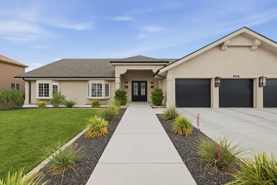 906 Saint James Ln, Saint George, UT 84790 - #3