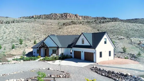 164 W 100 St, Fremont, UT 84747